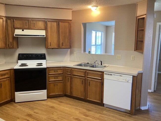 Building Photo - 2707 Sidewinder Dr