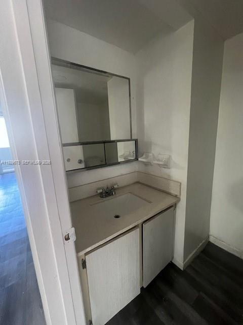 Building Photo - 10090 NW 80th Ct