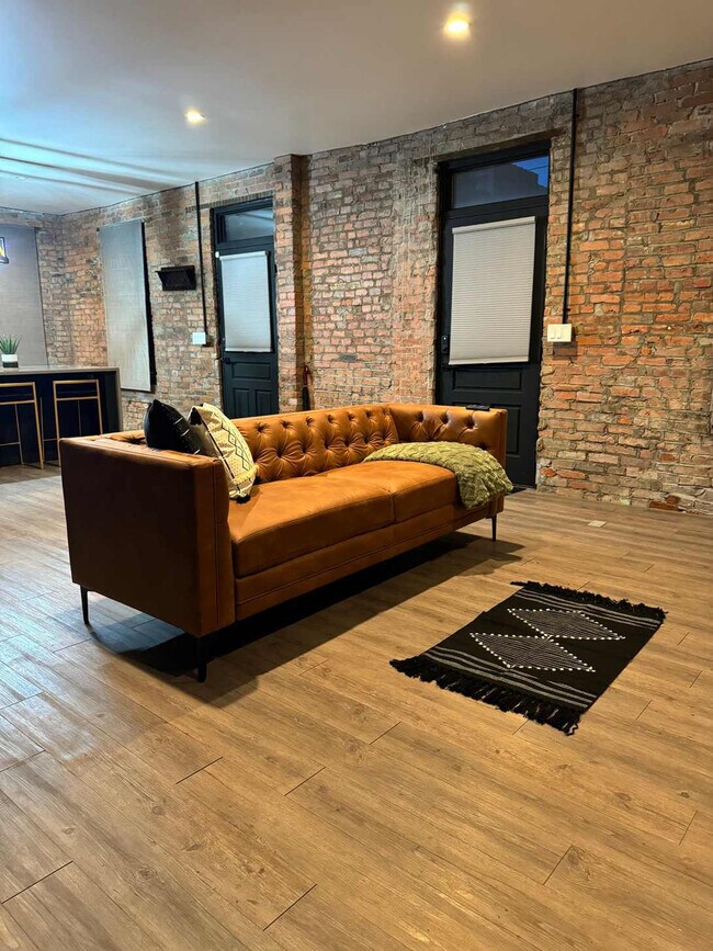 Building Photo - 59 E Russell St