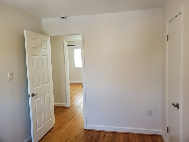 Building Photo - 6619 Beddoo St