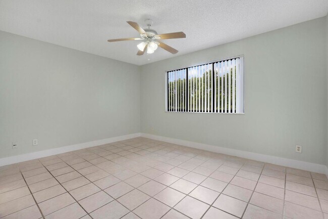 Building Photo - 9166 W Atlantic Blvd