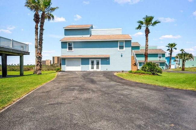 Building Photo - 165 Beach View