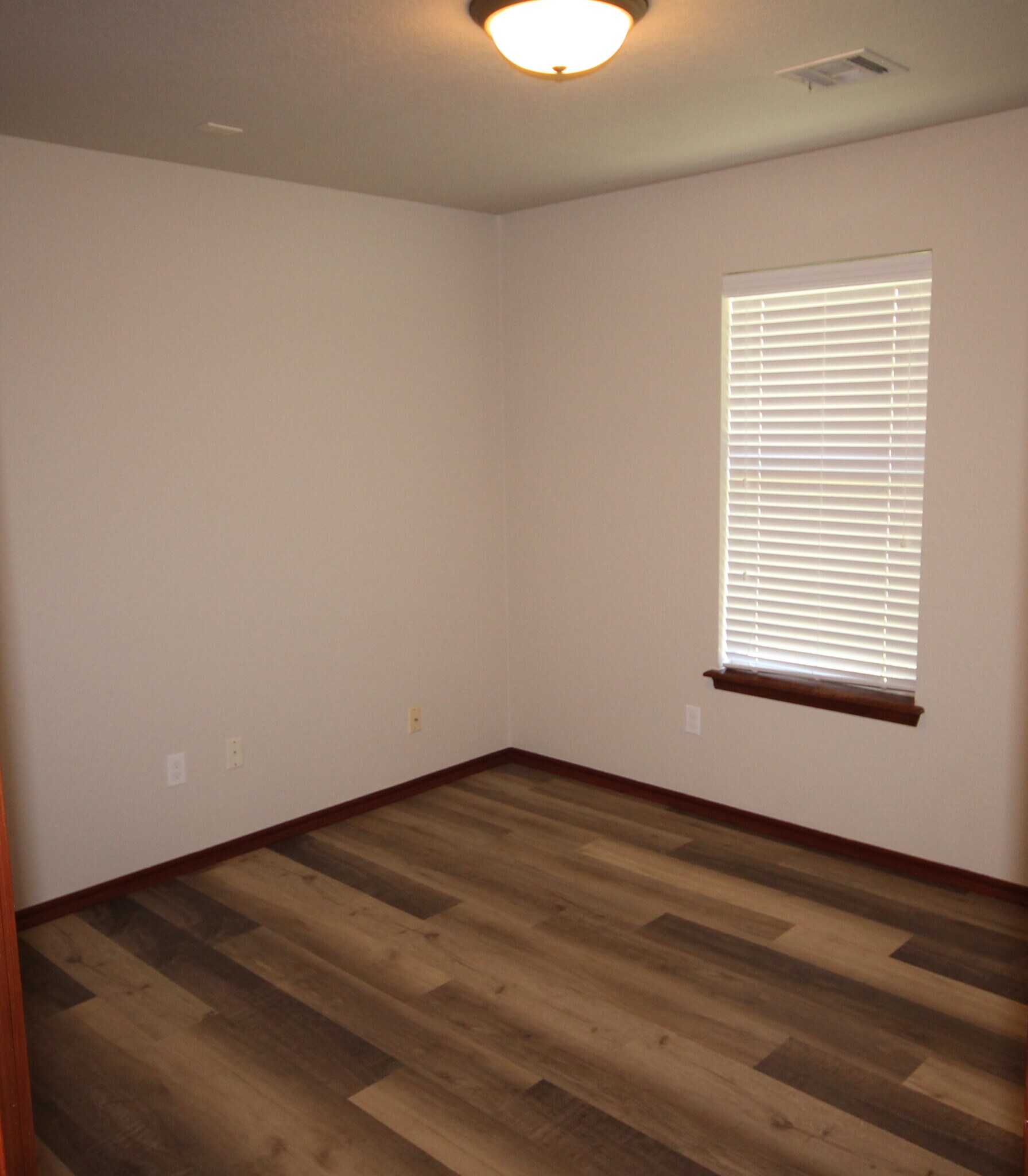 NORTH BEDROOM - 16405 Osceola Trl