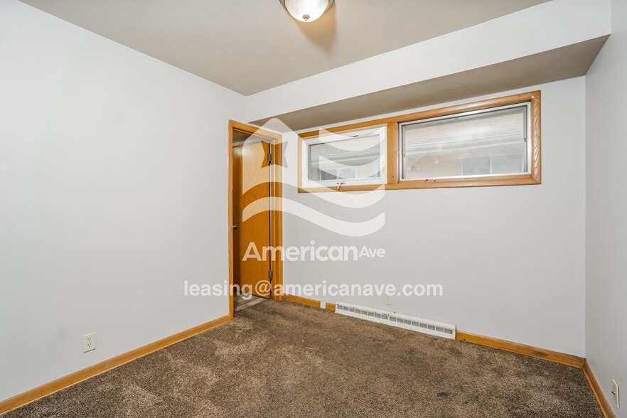 Building Photo - 7506 W Glendale Ave