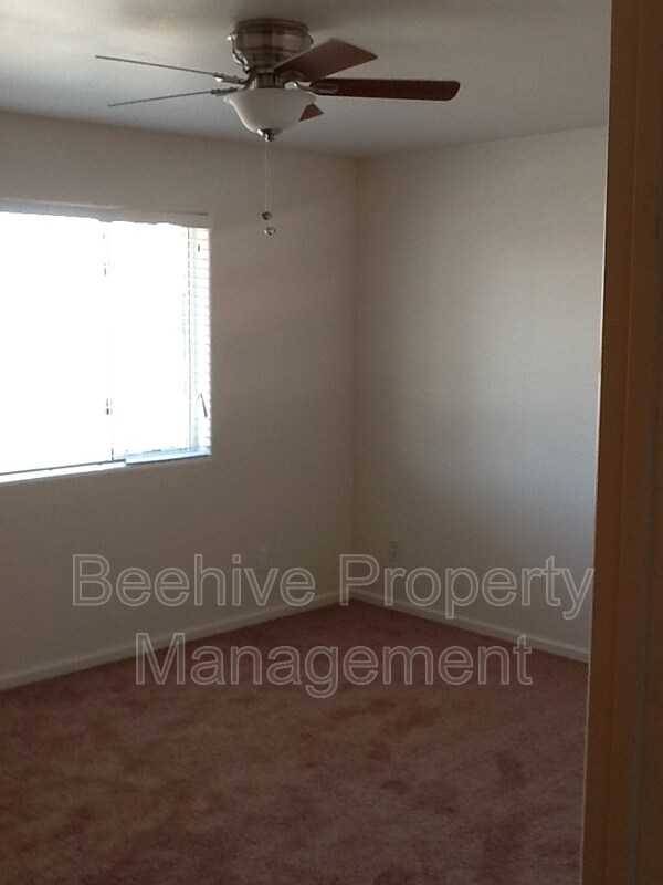 Building Photo - 5827 Colby St