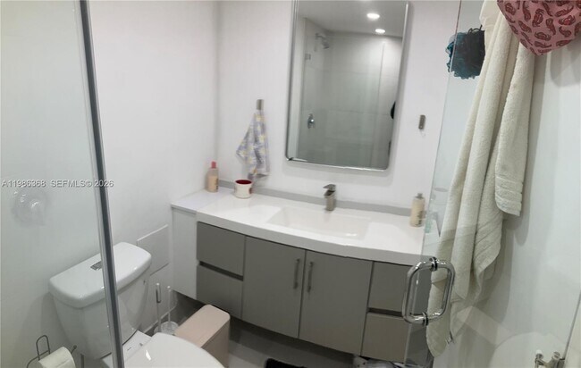Building Photo - 5401 Collins Ave