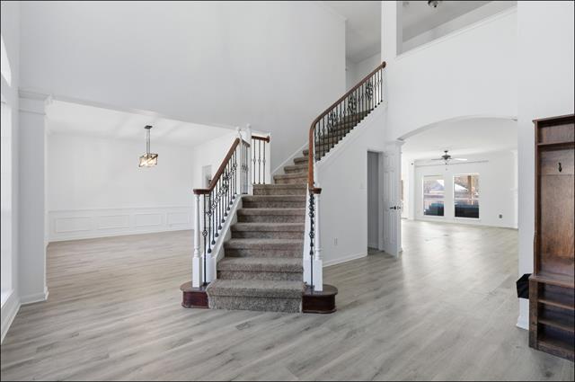 Building Photo - 3601 Sandhurst Dr