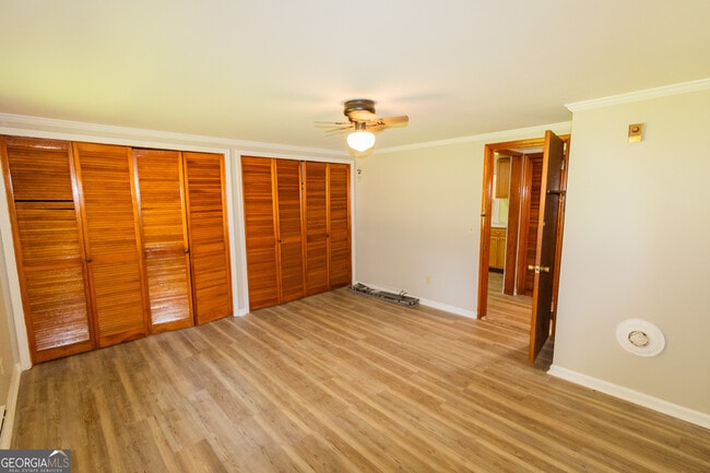 Building Photo - 107 Saxon Pl