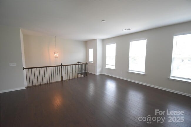 Building Photo - 12120 Ardrey Park Dr
