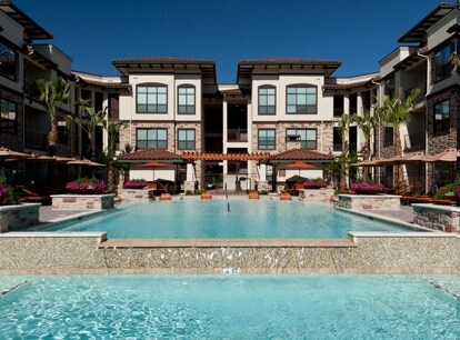 Pool - Amara Las Colinas