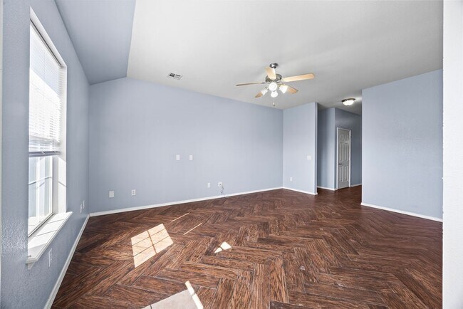 Building Photo - 851 Honeysuckle Dr
