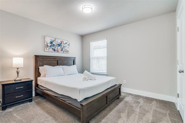 Building Photo - 2845 Oakdale St