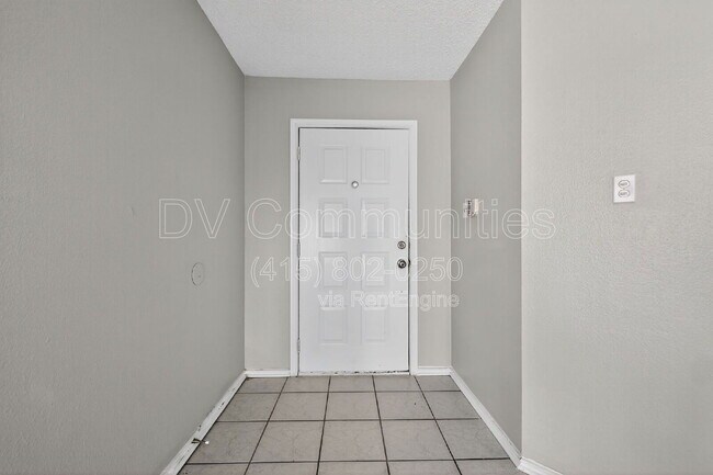 Building Photo - 6721 Haven Meadow Dr