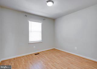 Building Photo - 8931 Park Forest Dr