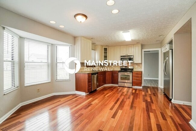 Building Photo - 4 Bedroom Pet-Friendly Home in Pickerington, OH with Main Street Renewal