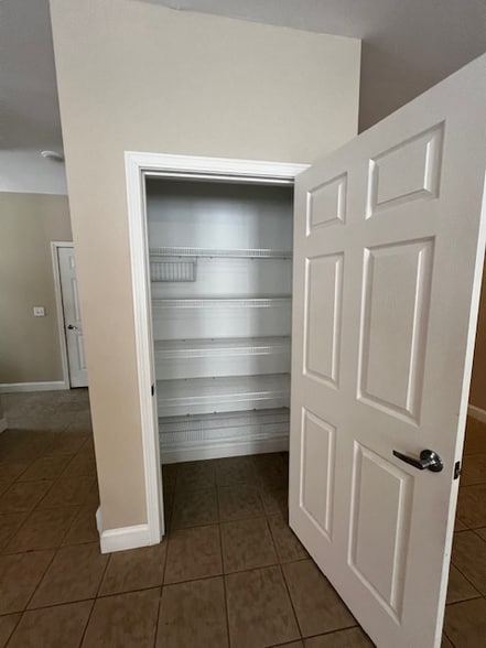 Building Photo - 2 Huntville Rd