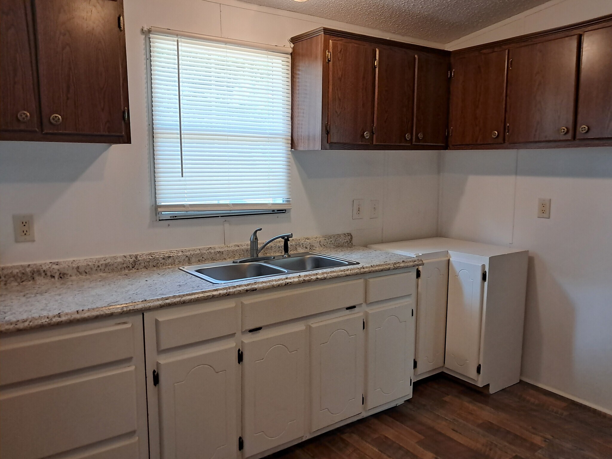 Building Photo - 23 Jimmie Ln