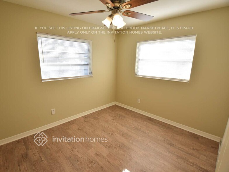 Building Photo - 404 Edwin St