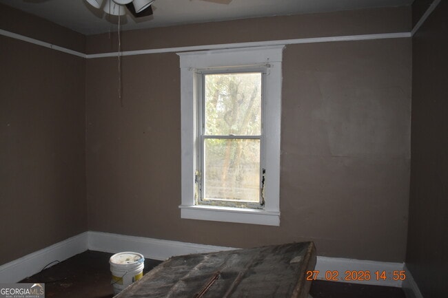 Building Photo - 4048 Kemper Ave