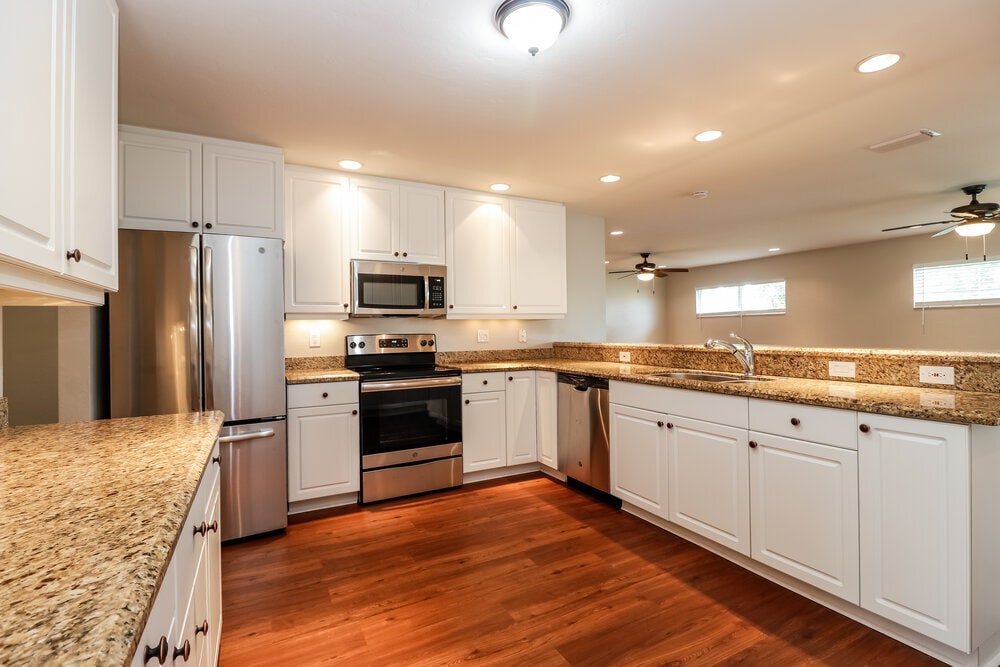 Building Photo - 2228 Treehaven Cir