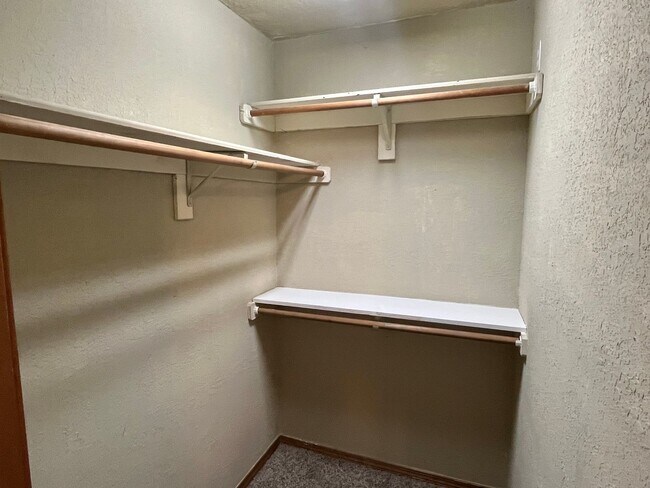 Building Photo - Great 3 Bed 2 Bath In Edmond