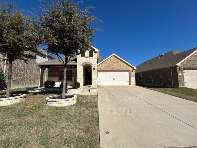 Building Photo - 952 Pinnacle Ridge Rd