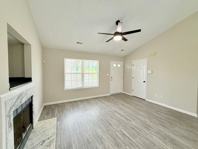 Building Photo - 4504 Biesterfield Dr