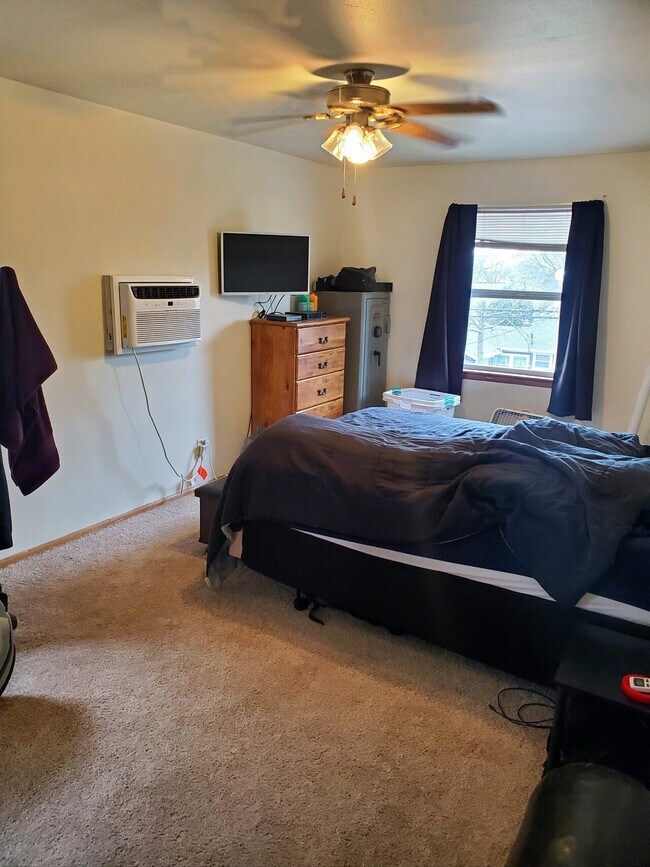 Bluemound Townhomes Unit 12127 12127 W Bluemound Rd Wauwatosa WI