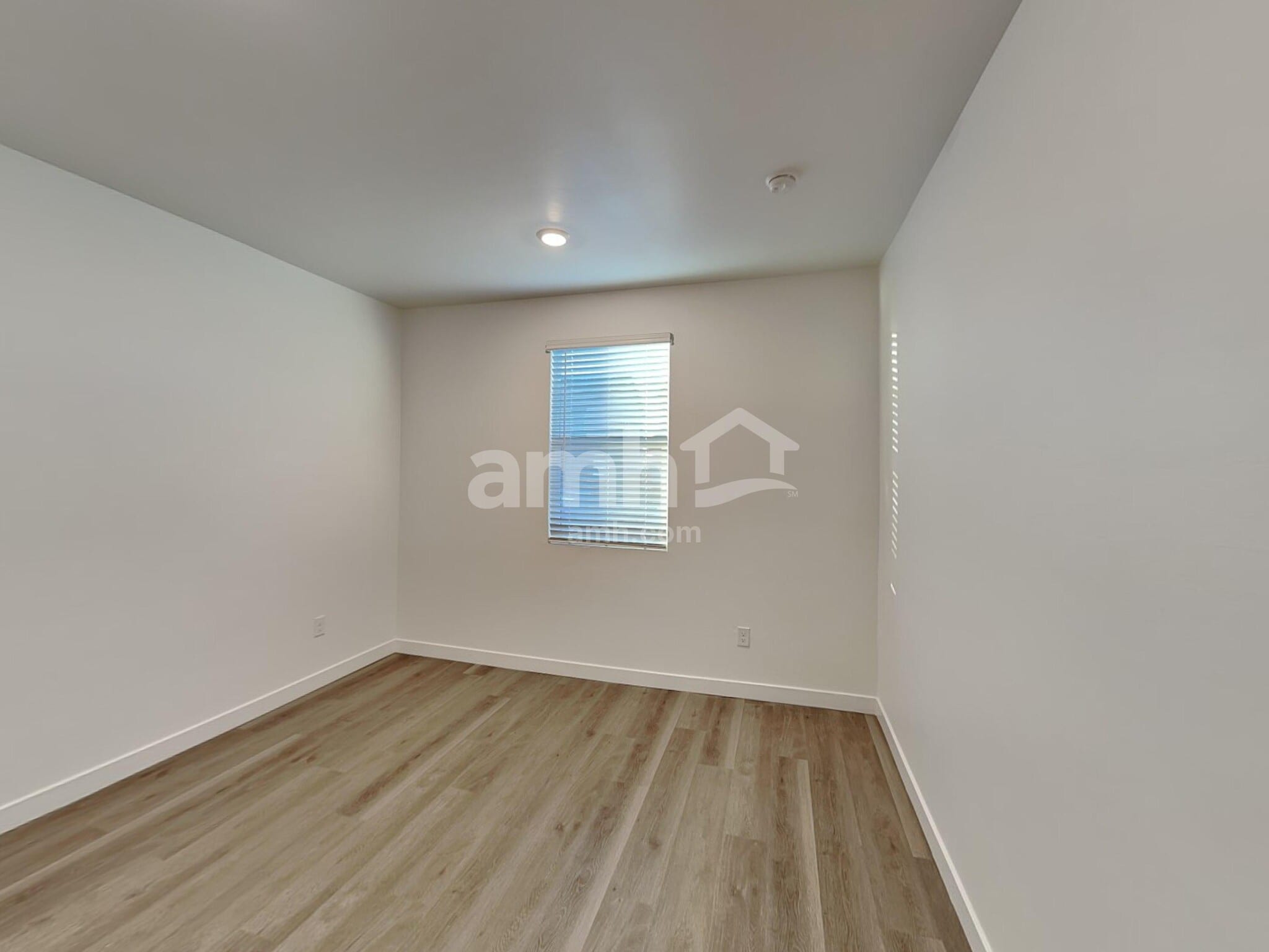 Building Photo - 14155 N Luckett Rd