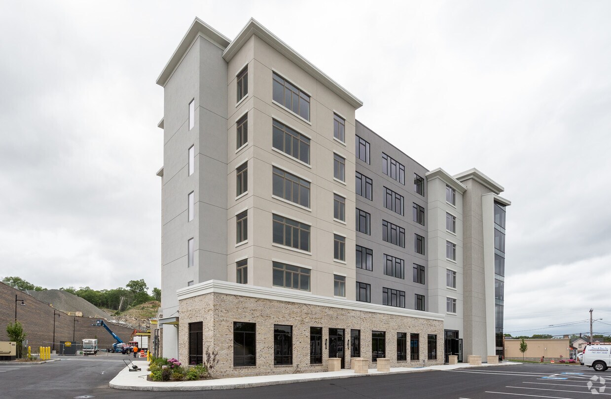 Essex Landing Apartments Saugus Ma Apartment Finder