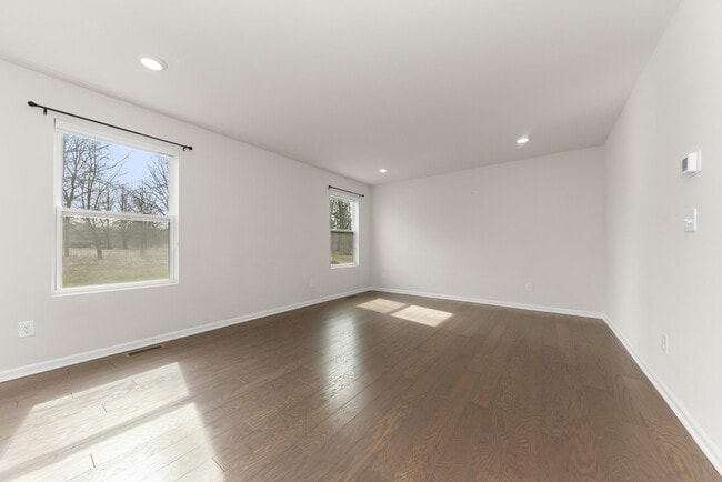 Building Photo - 616 Countryside Dr