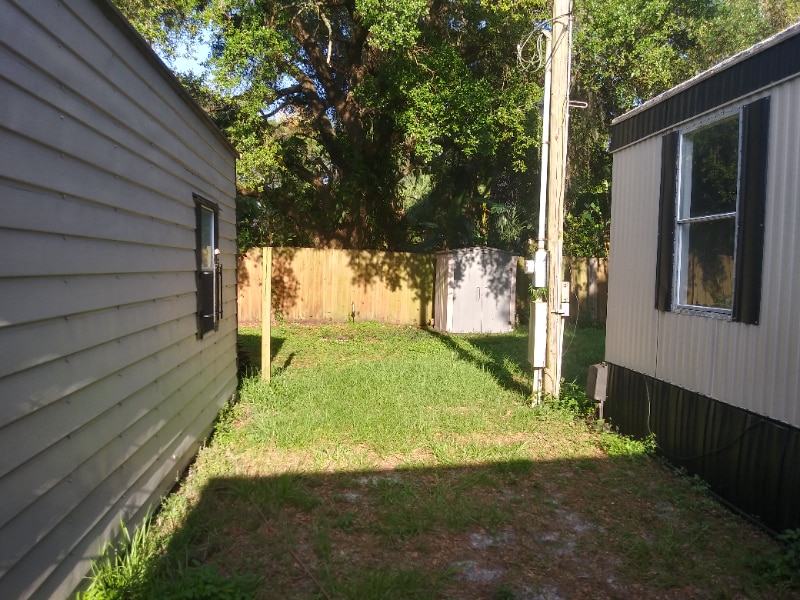 Building Photo - 8808 W Millpoint Rd