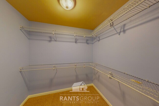 Building Photo - "Cozy" Meets "Modern": 3-Bedroom Home with Dreamy Front Porch Retreat!