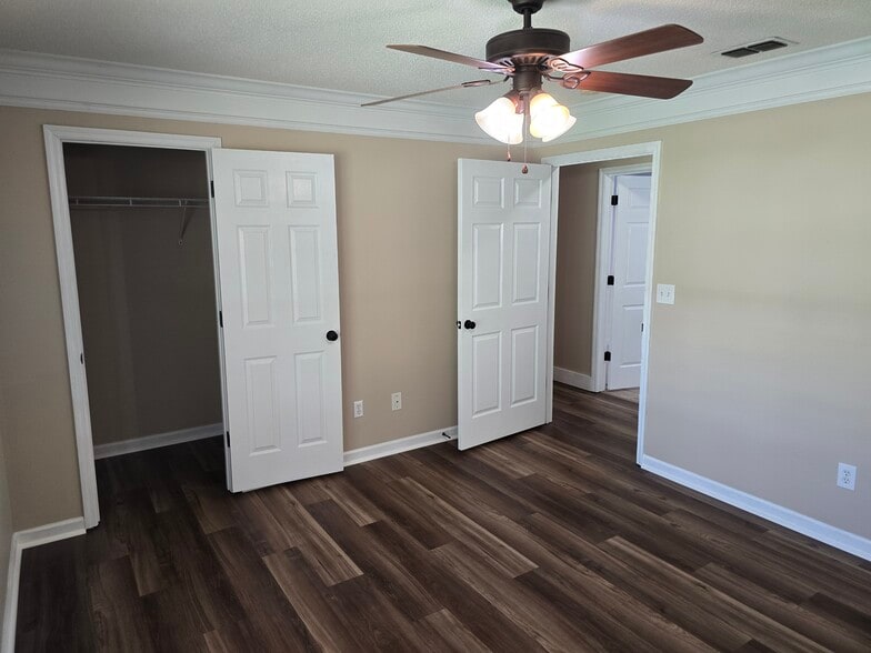 Bedroom #3 - 2065 Pinemount Blvd