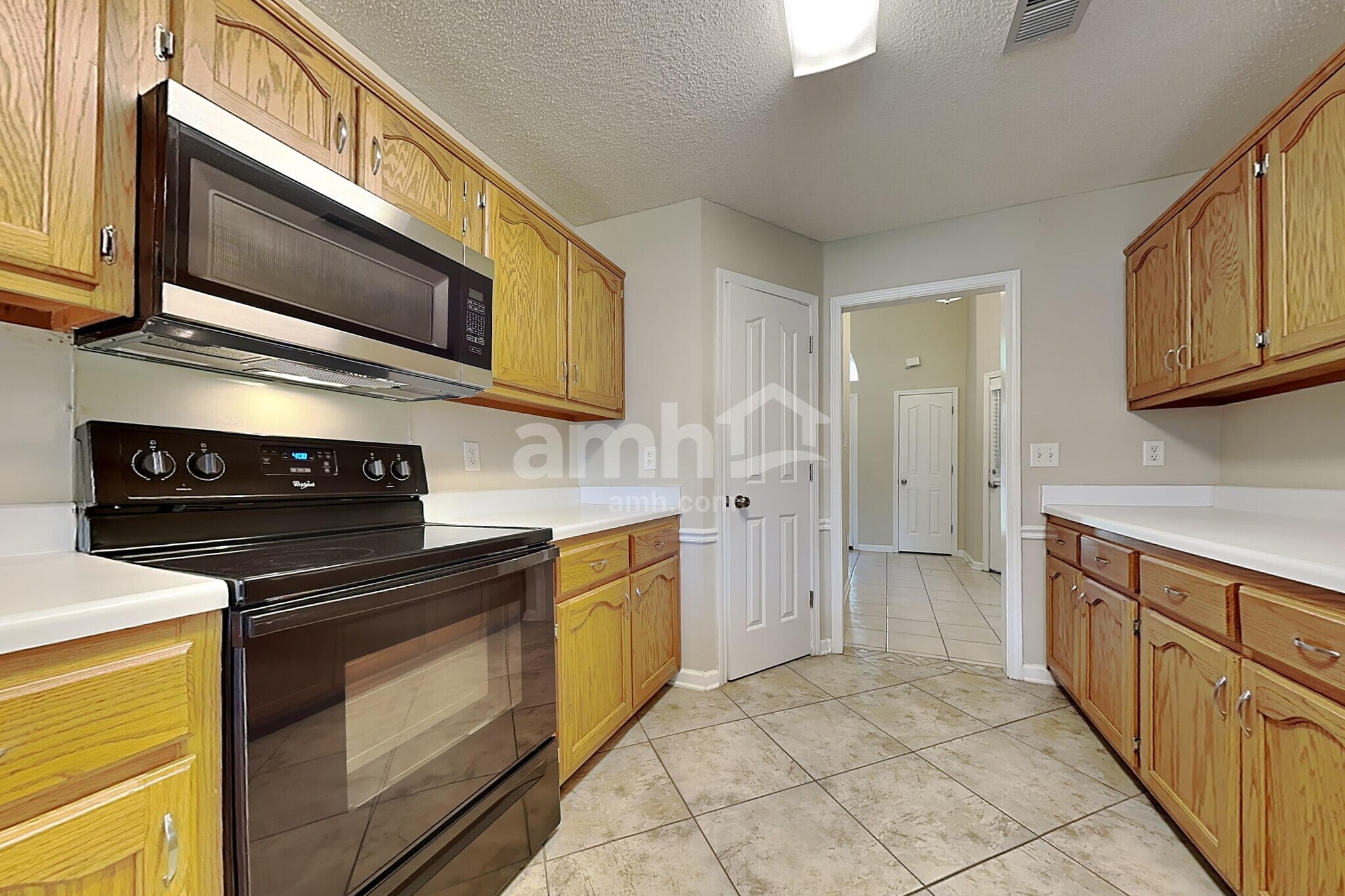 Building Photo - 13148 Braybourne Pky