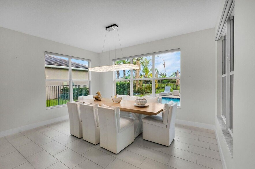 Building Photo - 9712 Celtic Sea Ln