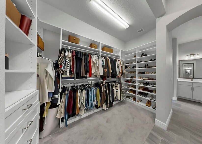 Building Photo - 5407 Del Coronado Dr