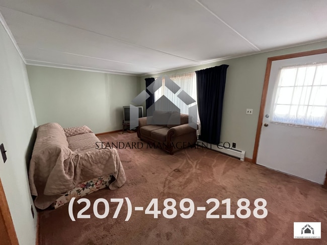 Building Photo - Four Bedroom Single Family House for Rent on Madison St, North Anson