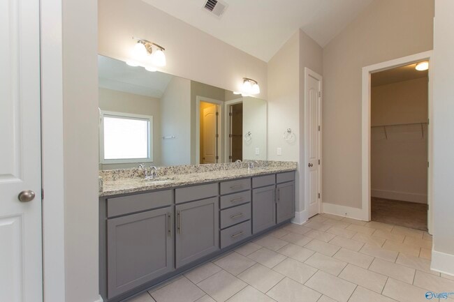 Building Photo - 2121 S Meadows Dr