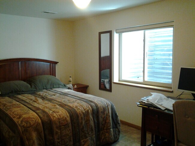 Building Photo - Wonderful Home Centrally Located