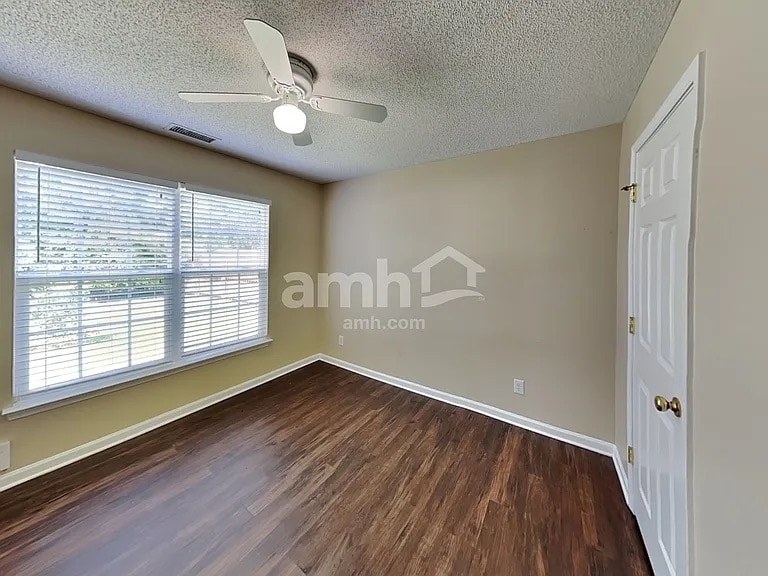 Building Photo - 4945 Wheat Dr SW