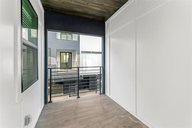 Building Photo - 1105 Poindexter St