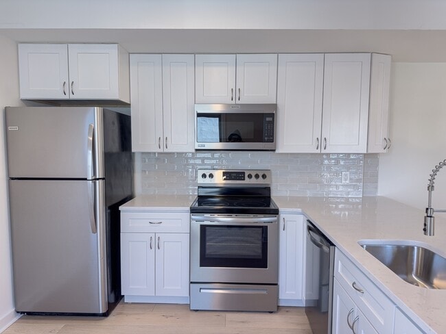 Building Photo - 1919 Mt Vernon St