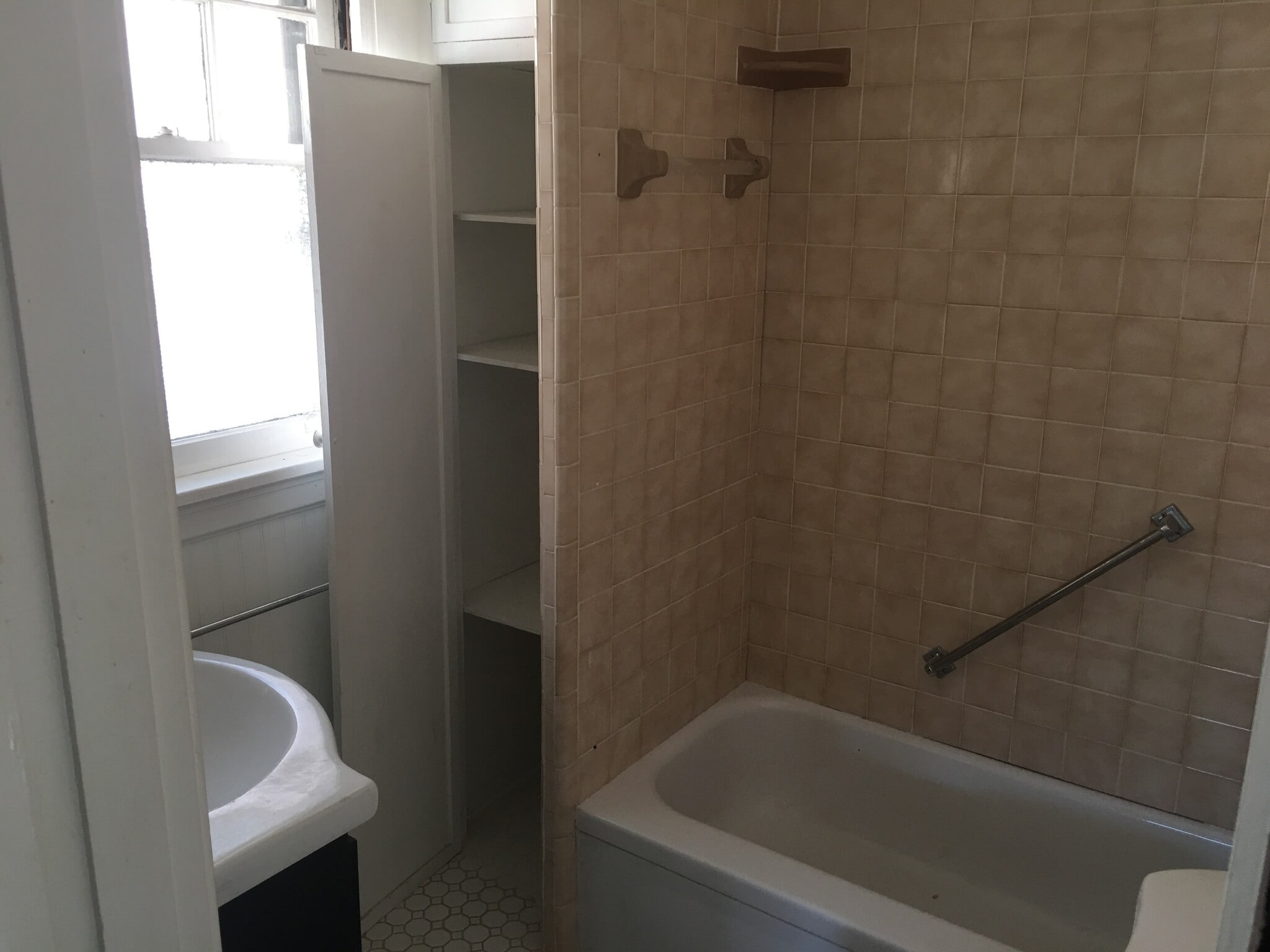 Bathroom - 4115 34th Avenue