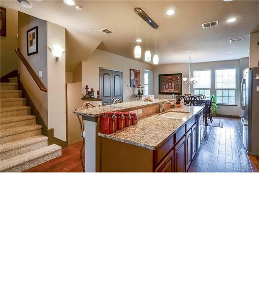 Building Photo - 3890 Everwood Lane