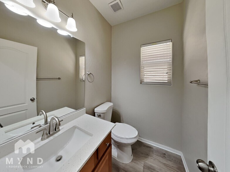 Building Photo - 7608 Tiffany Lamp Ct