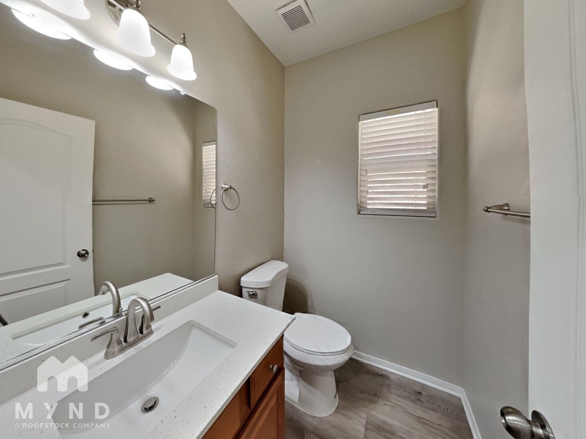 Building Photo - 7608 Tiffany Lamp Ct