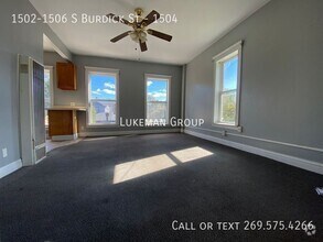 Building Photo - 1502-1506 S Burdick St-1504