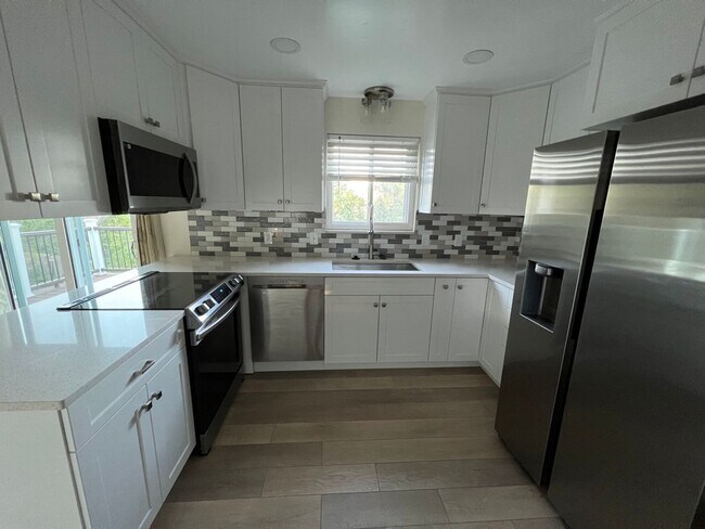Building Photo - Newly Remodeled 3 Bed Home in Arvada