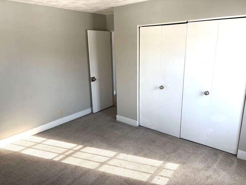 Building Photo - 4026 N Illinois Ave